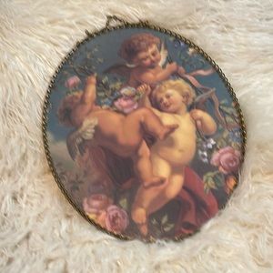 Antique oval glass cherubs wall decor - distributed by Gallwry Graphic in MO